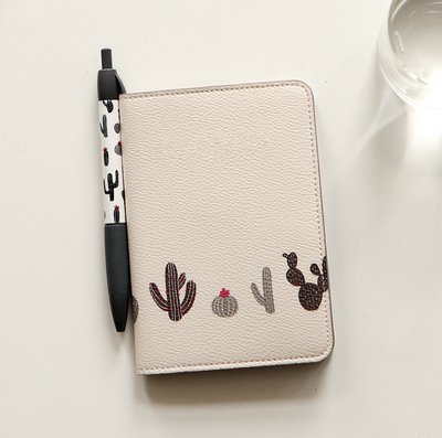 Organizador de Pasaporte y Documentos de Viaje con Diseño Kawaii - Image 8