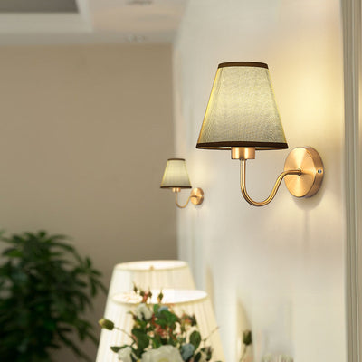 Lámpara de Pared Moderna para Dormitorio y Pasillo con Tela - Image 3