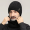 Gorro de Chenilla Multicolor con Textura Retorcida