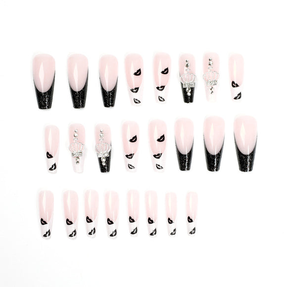 Stickers de Uñas Corona con Estampado Labios Blanco y Negro
