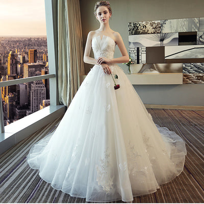 Elegante Corpiño Blanco de Encaje sin Tirantes - Image 9