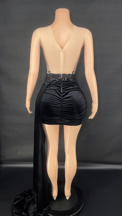 Vestido de Noche Elegante con Cola Lateral para Cantantes y Eventos - Image 16