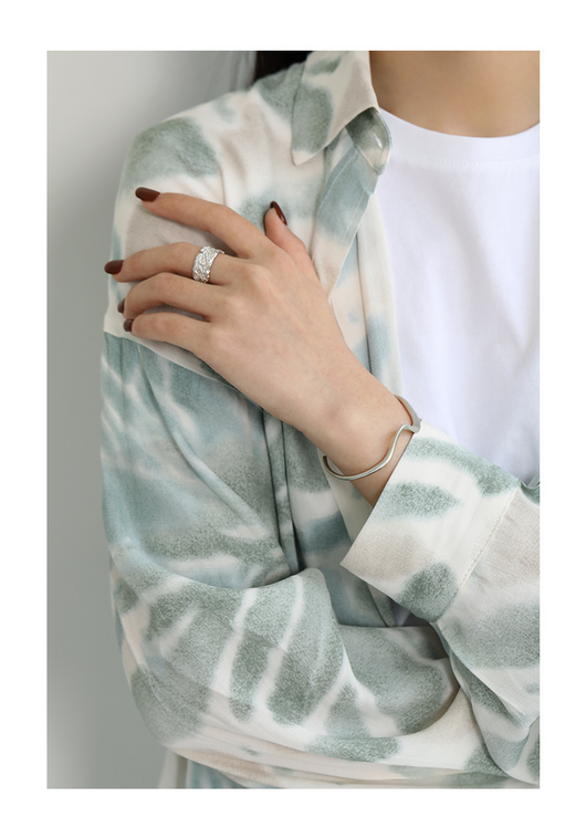 Pulsera para mujer con patrón de olas - Image 8
