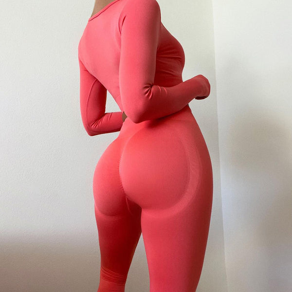 Traje de Yoga Ajustado sin Costuras con Levantamiento de Cadera - Image 4