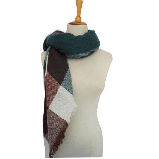 Pañuelo Cuadrado Escocés Multicolor para Otoño e Invierno - Image 5