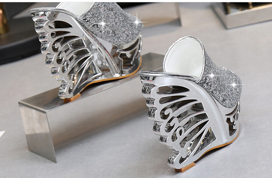 Zapatos de Novia en Oro y Plata - Image 13