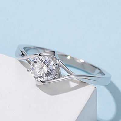 Anillo de Moissanita 0.5 Quilates Elegante y Minimalista - Image 10