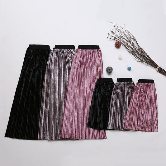 Conjunto a Juego Mamá e Hija con Falda Plisada Simple
