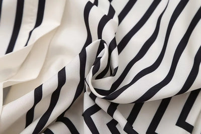 Blusa Rayada con Escote Redondo y Aberturas Laterales para Mujer - Image 17