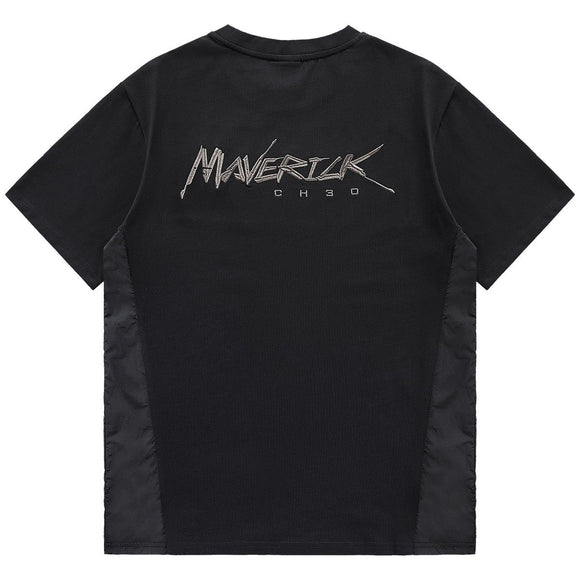 Playera de Hombre con Parches Bordados y Diseño Patchwork