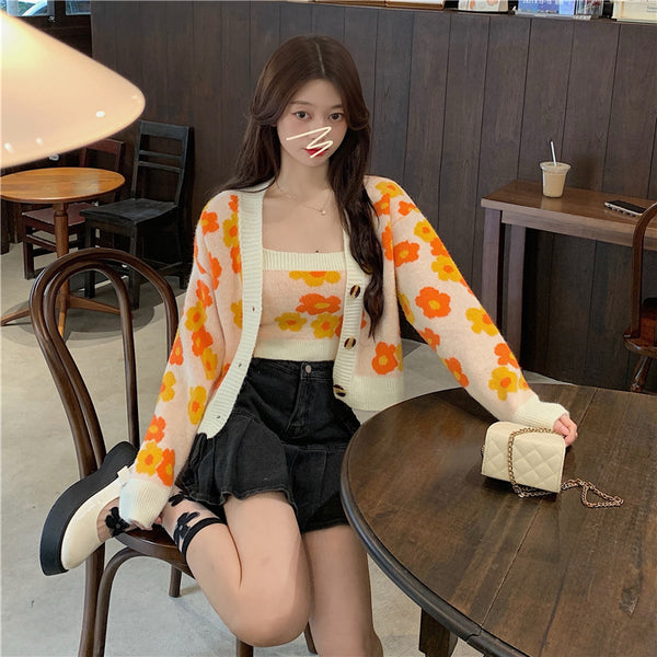 Conjunto Dos Piezas Mujer: Cardigan Floral Retro Corto + Camiseta Tejida