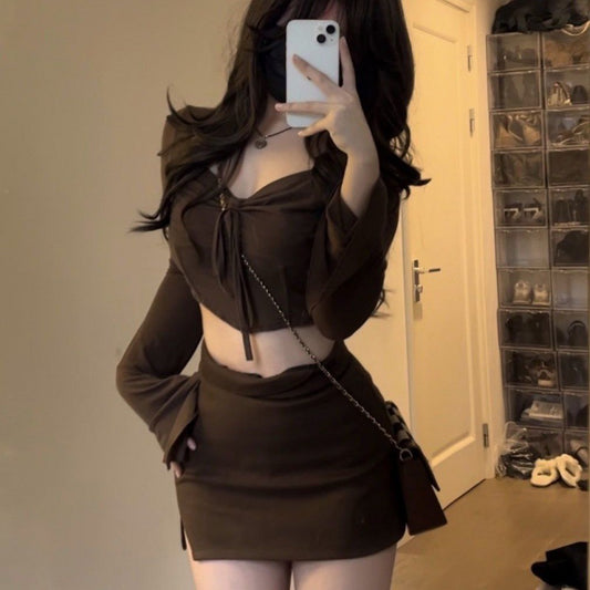 Conjunto Irregular de Falda y Blusa de Manga Larga Estilo Moderno