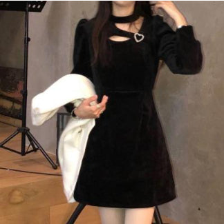 Vestido Negro Elegante Ajustado a la Cintura - Image 6