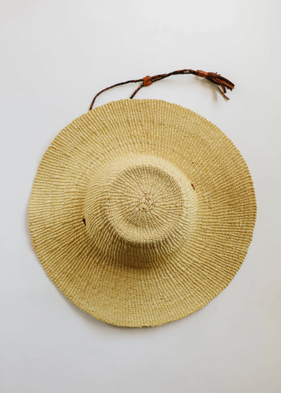 Sombrero de sol tejido