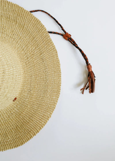 Sombrero de sol tejido
