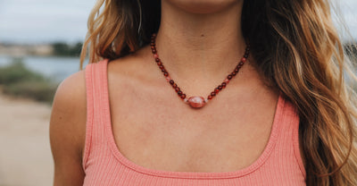Âmbar Cognac Báltico || Quartzo Cereja + Quartzo Rosa || Conjunto de Colar