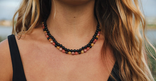 Âmbar do Báltico com mel cru: Quartzo Fumê + Rodonita || Tornozeleira ou pulseira