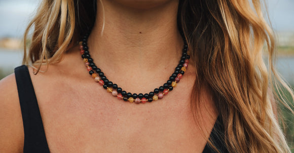 Âmbar do Báltico com mel cru: Quartzo Fumê + Rodonita || Tornozeleira ou pulseira