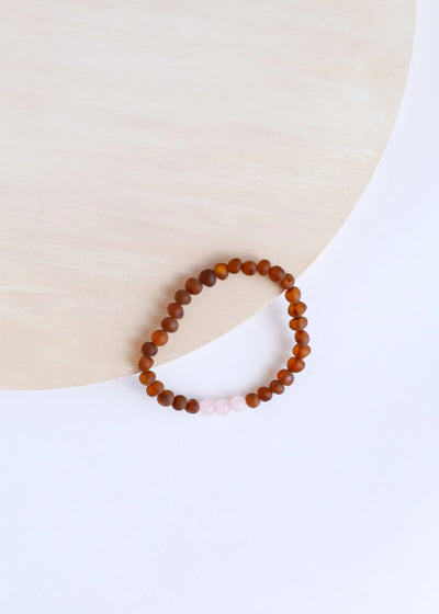 Âmbar Báltico Cognac Bruto + Quartzo Rosa || Pulseira Adulta