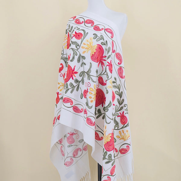 Chal de Cachemira con Bordado de Flor de Granada - Image 6
