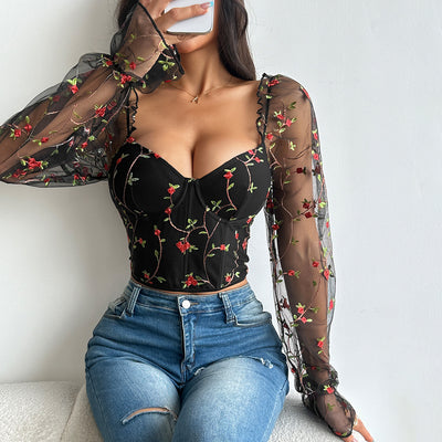 Blusa Larga de Malla Transparente con Parches Bordados - Image 16