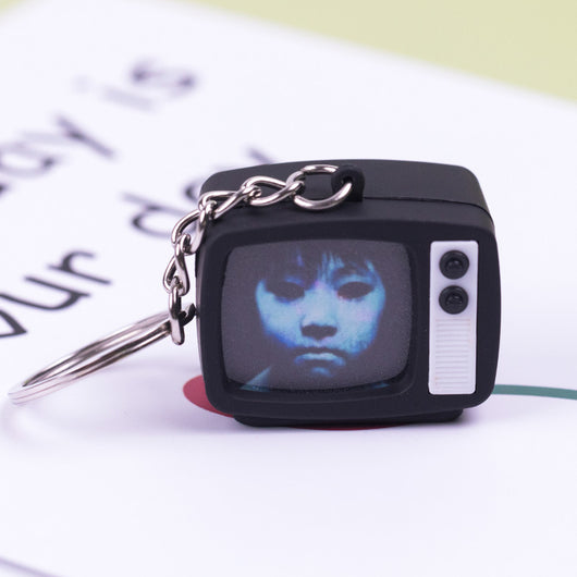 Llavero Miniatura TV Retro Terror Halloween - Accesorio Coleccionable