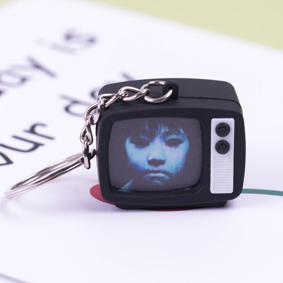 Llavero Miniatura TV Retro Terror Halloween - Accesorio Coleccionable