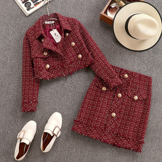 Conjunto de Falda Corta y Chaqueta de Dos Piezas