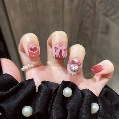 Diseño de Uñas Arco Amor con Perlas y Degradado - Image 4
