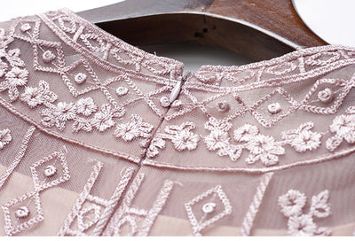 Vestido Slim Fit Elegante con Detalles Diamante - Image 6