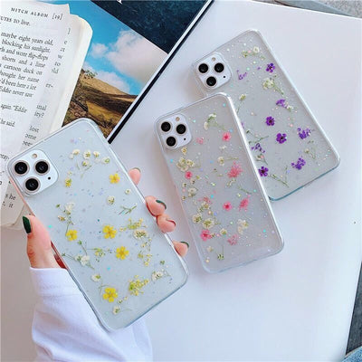 Funda para Celular Floral en Resina Epoxi Hecha a Mano