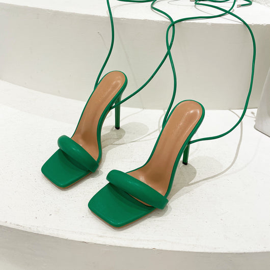 Tacones Stiletto con Punta Cuadrada y Tira al Tobillo - Image 14