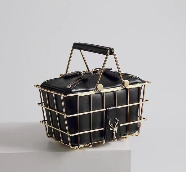 Bolso Bandolera Estructurado de Cuero con Diseño Tridimensional