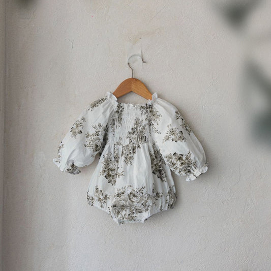 Mameluco Retro para Bebé con Flores Grandes y Fruncido, Manga Larga