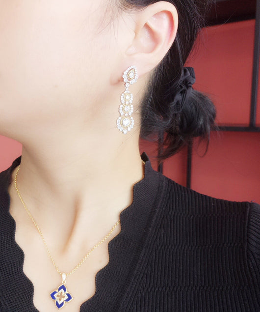 Aretes de Lujo Ligero en Plata 925 con Baño de Oro y Circonitas Brillantes - Image 5
