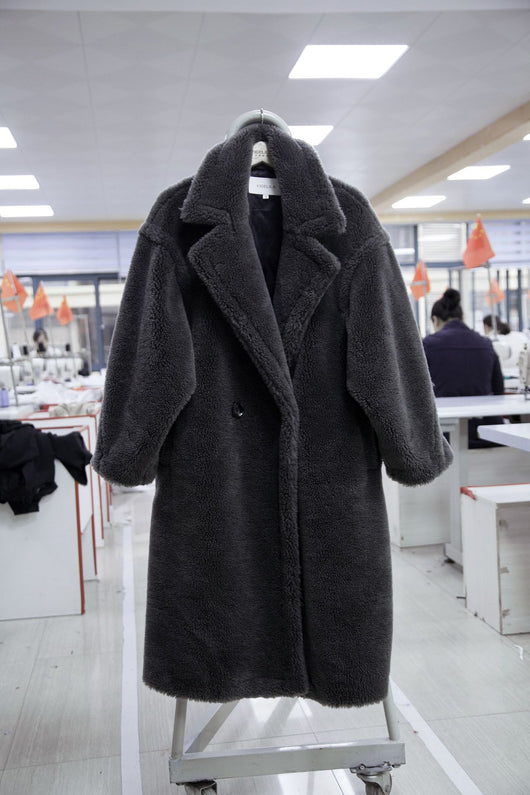 Abrigo de Lana Elegante y Cálido para Mujer - Image 6