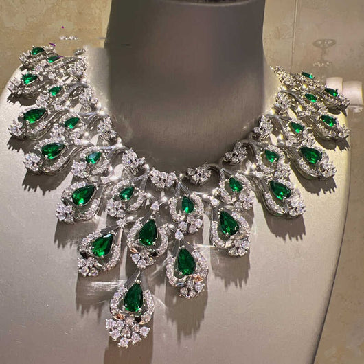 Juego de Collar y Aretes de Circón Verde para Noche - Image 7