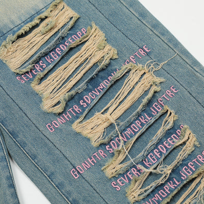 Jeans Rotos con Parches Bordados y Letras - Image 4
