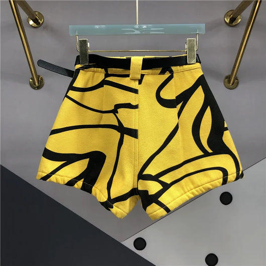 Shorts Talle Alto Slim con Diseño Asimétrico - Image 11