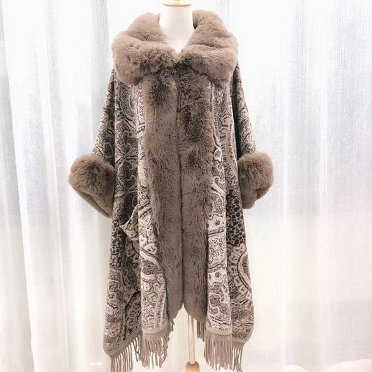 Poncho Tejido para Mujer Talla Grande con Cuello de Pelaje y Flecos