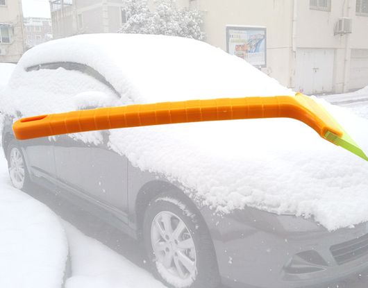 Raspador de Hielo y Nieve para Auto con Mango de Goma Resistente