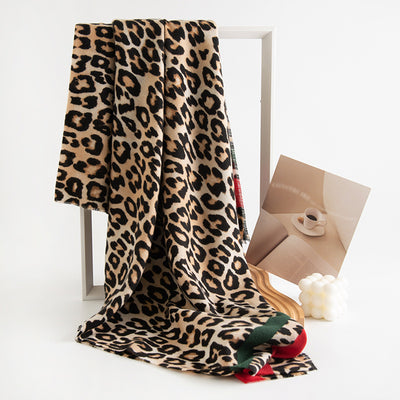 Bufanda de Cachemira Artificial con Estampado Leopardo para Mujer - Image 8