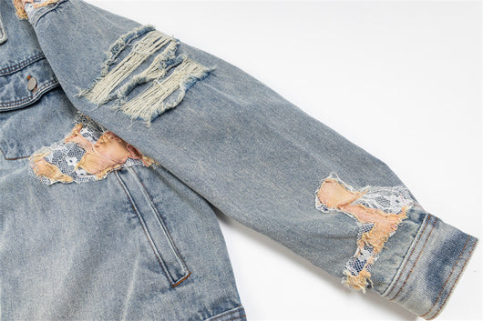 Chaqueta Denim con Costuras de Encaje y Detalles Rotos - Image 7