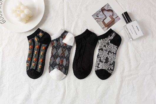 Calcetines de Malla Jacquard Ultrafinos para Mujer - Estilo Retro Ins - Image 7