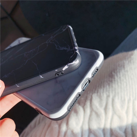 Funda Protectora Antigolpes con Patrón Mármol para Celular - Image 4