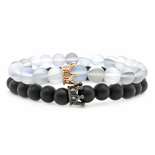 Pulsera de Piedra Volcánica Blanca 8MM con Circones Incrustados y Corona - Image 2