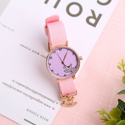 Reloj Colgante para Chicas con Diseño de Corazón y Estilo Macaron - Image 9
