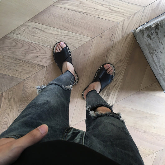 Pantalones Vaqueros Rotos a la Rodilla Estilo Urbano para Hombre - Image 7