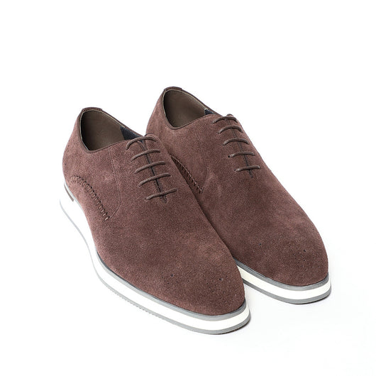 Traje Ejecutivo Británico Completo con Zapatos de Cuero Premium - Image 9