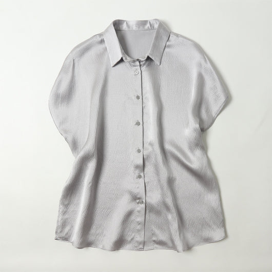 Camisa de Satén Perla con Cuello Invertido Abotonadura Simple - Image 45